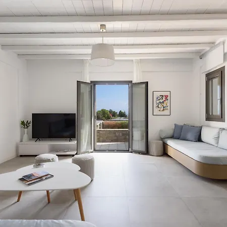 Villa Isterni Paros *