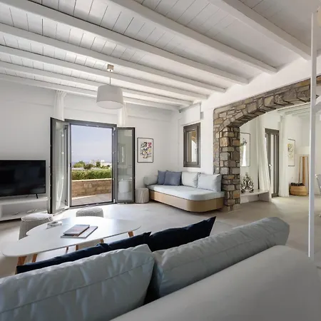 Villa Isterni Paros *