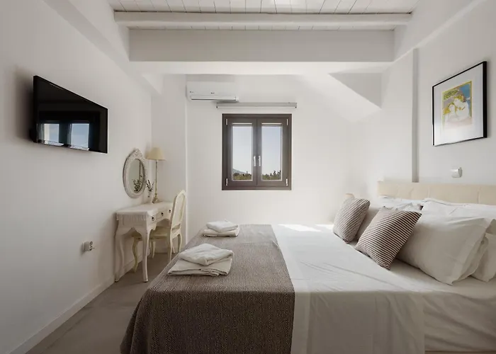 Isterni Paros Isterni (Paros)