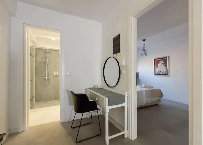 Villa Isterni Paros *